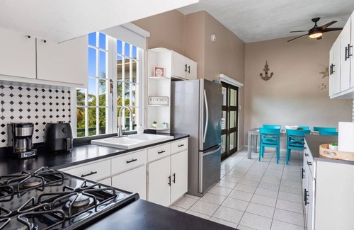 Montalva Casa | Las Palmas Beach House with Private Pool and Pool Table