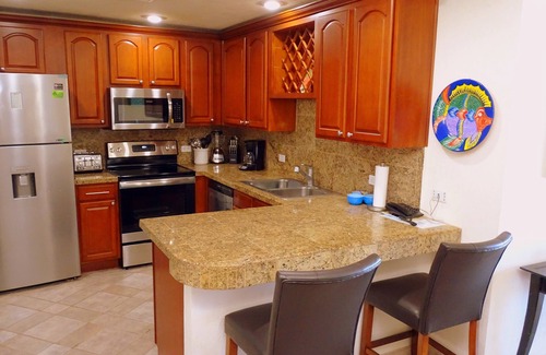 Puerto Peñasco Condominio | Las Palmas Resort At Sandy Beach: Condo Grande 603 2 Bedroom Condo by Redawning