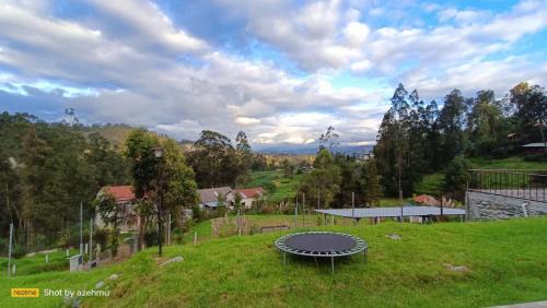 Cuenca Casa | Las Tres Campanas (Ricaurte)