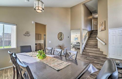 Paradise Casa | Las Vegas Getaway about 8 Mi to Las Vegas Strip!