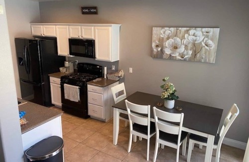 Whitney Casa | Las Vegas home near the strip