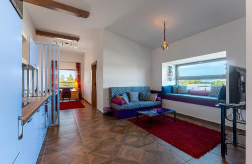 Horousany Apartamento | LASKARA Garden Apartment by Prague Forest