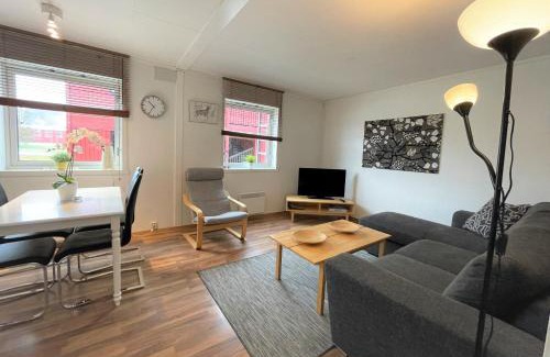 Syssleback Apartamento | Lassiebyn 10 Entire Apartment with Parking & Kitchen