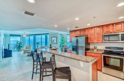 West Panama City Beach Complejo | ¡UNIDAD DE ESQUINA DEL FIN DEL OESTE MAGNÍFICO EN PALAZZO! 3BD / 3BA ~ Abierto del 12 al 16 de mayo! $ 199 / NT !!