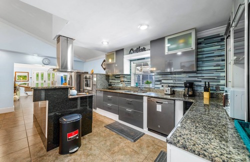Windermere Villa | Last Minute Disney Getaway! Private Pool & Themed Bedrooms. Book Now! #115909