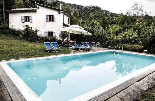 Castelnuovo di Garfagnana Villa | ÚLTIMO MINUTO Casa de lavanda por 'Zen in Jazz!', villa con piscina