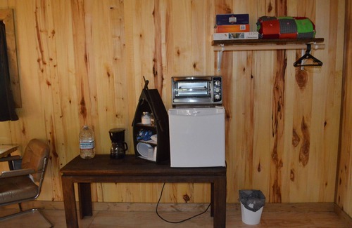 Essex Cabina | Last minute Plan to Glacier Guest Cabin Sauna