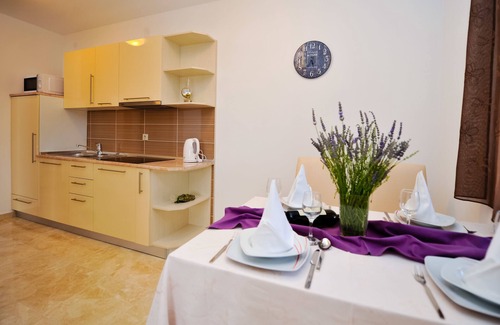 Potocnica Hotel | Lastura Aparthotel & Mobile Homes