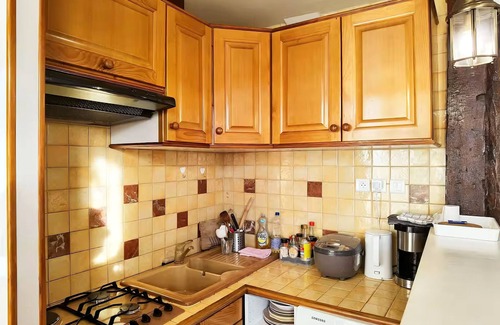 5th Arrondissement Apartamento | Latin Quarter Stay for 4 near Panthéon/Near Metro/Paris Centre