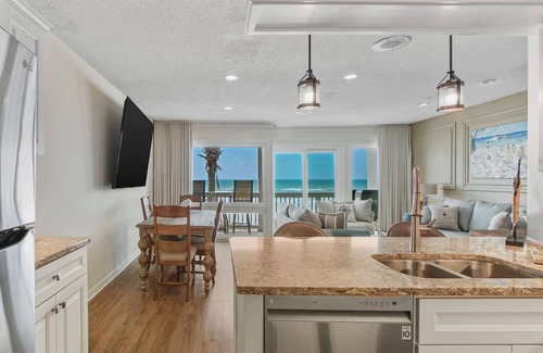 Fort Bay Condominio | ¡NUEVO LISTADO! Latitud 29! Espectaculares vistas al mar!1BD / 2BA. Duerme 6