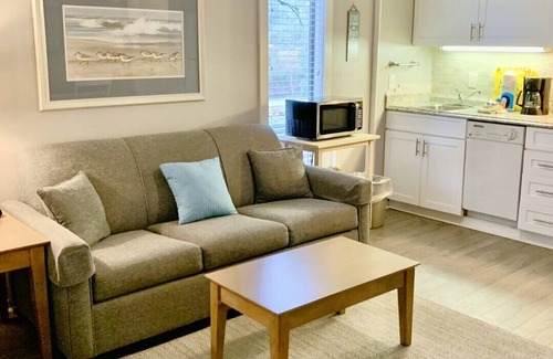 Briarcliffe Acres Condominio | Latitude Adjustment-2254