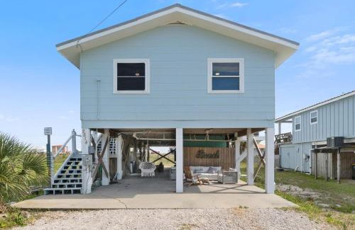 Fort Morgan Pines Casa | Latitude Adjustment Beach House