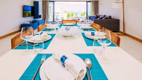 Black River Apartamento | Latitude By Horizon Holidays