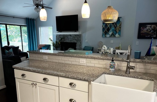 Salem Condominio | Latitude of Gratitude- Keowee Keys close to Clemson-Pet Friendly