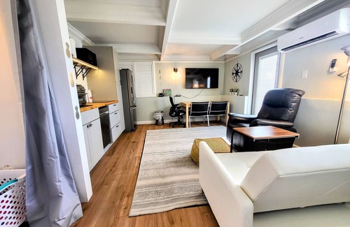 Bel Air Casa | Lauderdale-by-the-Sea beachside guest house