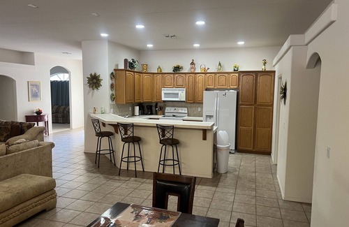 Bullhead City Casa | Laughlin Casinos, Colorado River, and Lake Mohave Minutes away
