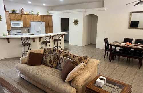 Bullhead City Casa | Laughlin Casinos, Colorado River, and Lake Mohave Minutes away