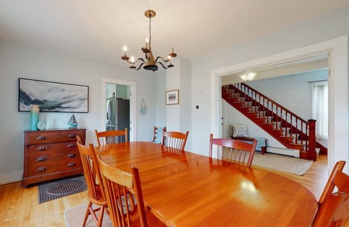Pemaquid Beach Casa | Laughton House & Cottages