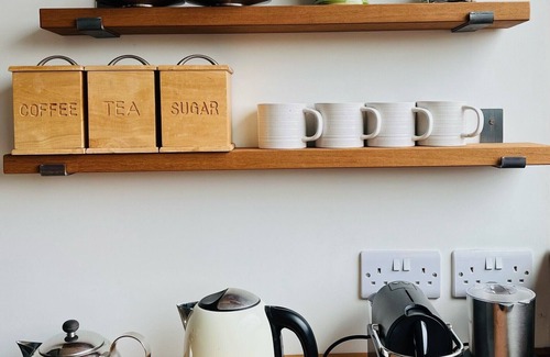 Wisborough Green Casa | Laundry Barn-your rural retreat. Unique detached barn in southern England.