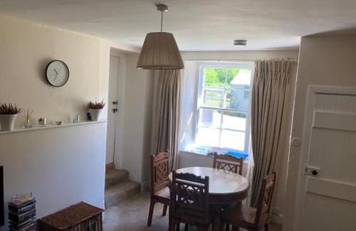Newbridge Casa | Laundry Cottage