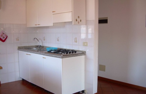 Castelletto Apartamento | Apartamento Laura con balcón, vista al jardín y al lago
