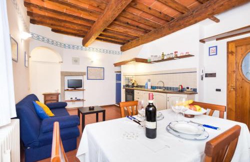Sant' Ambrogio Apartamento | Laura Holiday House