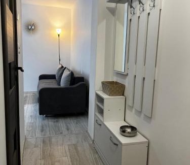 Turda Apartamento | Laura's Chic Apartment