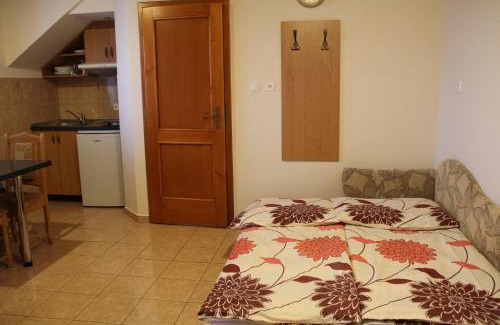 Velky Meder Apartamento | Laura Villa