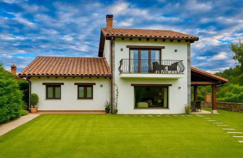 Villahormes Casa | Laurel de Gulpiyuri de Llanes