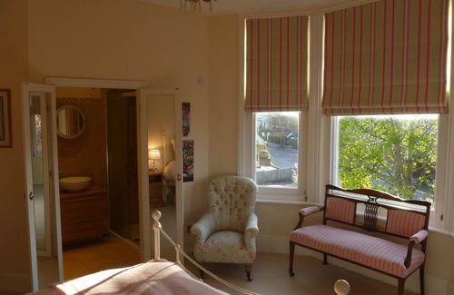 Cheltenham Cama Y Desayuno | Laurel House
