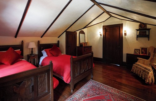 Roscoe Cabina | Laurel Lodge: Old World Catskill Charm near Livingston Manor