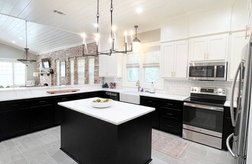 Laurel Casa | Heart of Historic Laurel - Top Property in Laurel