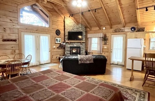 Tellico Plains Cabina | ¡Nuevo listado! Laurel Wood - 1 dormitorios, 1 baños, duermen 4