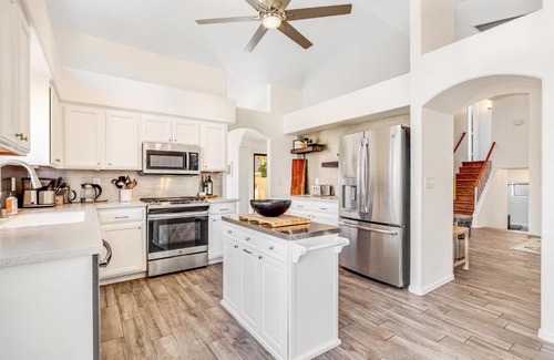Oro Valley Casa | Laurel Wood