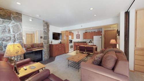 Snowmass Village Casa | Laurelwood Condominiums 408