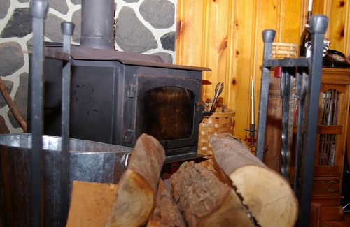 Les Pays-d'en-Haut Regional County Municipality Cabaña | Laurentian getaway