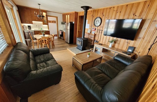 Petawawa Cabina | Laurentian Cabin at Pine Ridge Park