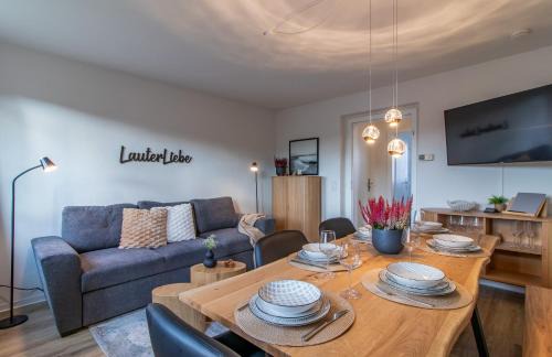 Lauter Apartamento | LauterLiebe Apartment I WLAN I Küche I Stellplatz I Zentral
