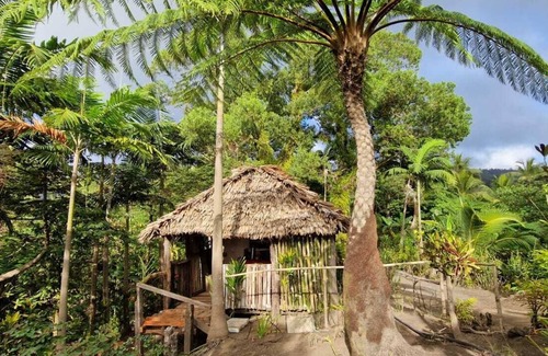 Tanna Island Casa | Lava View Bungalows