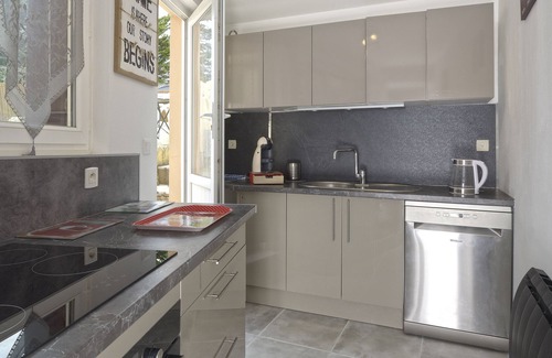 Laval Apartamento | APARTAMENTO LAVAL CENTRO CON HABITACIÓN TRANQUILA EN TRANQUILA