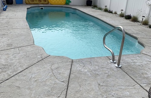 Ortley Beach Casa | LAVALLETTE SHORE HOUSE 7Bedrooms.POOL available June 21-28 and July 12-19