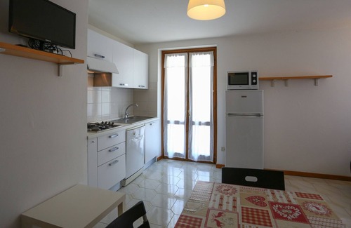 Gionghi-Cappella Apartamento | Lavarone Apartamento ROSA bañada por el sol con ascensor y Wi-Fi gratuito