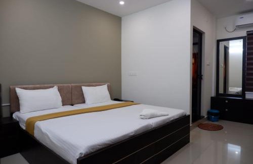 Kaloor Casa | Lavender Arcade