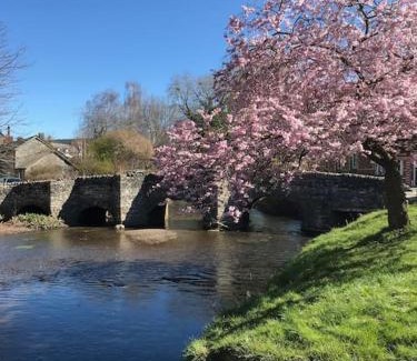 Clun Casa | Lavender Cottage, 3 School Road, Clun, Shropshire