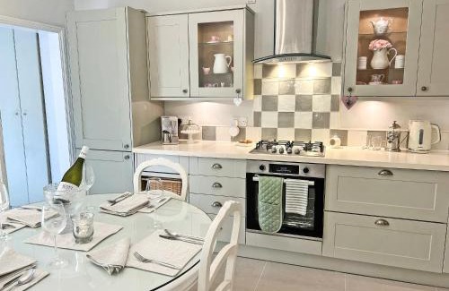Frinton-on-Sea Casa | Lavender Cottage