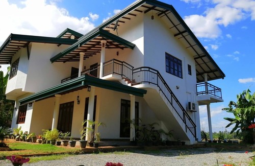 Yodakandiya Casa | Lavender Home Rest