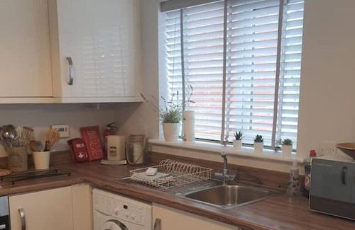 Norwich Casa | LAVENDER HOUSE, 3 BEDROOM HOUSE, PRIVATE PARKING