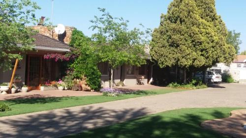 Vryburg Casa | Lavender Lodge