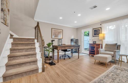 Marietta Casa | Lavish Abode! Newly Renovated and Decorated!