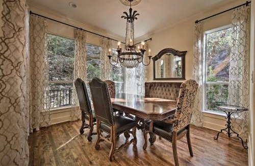 Barton Heights Casa | Lavish Austin Retreat 1 Mi to Downtown and Sixth St